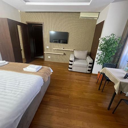 Therme Airport Resort Corbeanca Екстериор снимка