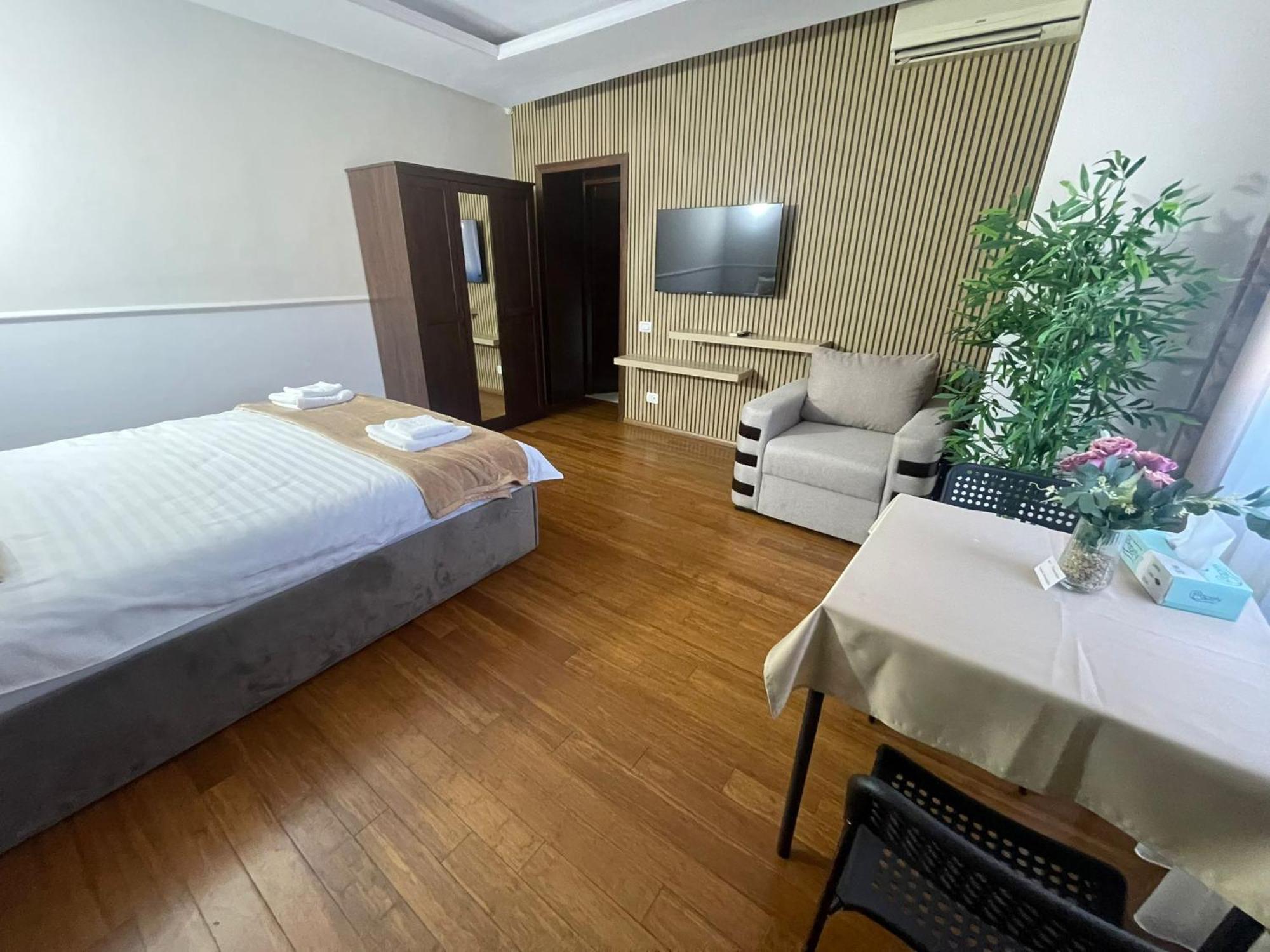 Therme Airport Resort Corbeanca Екстериор снимка
